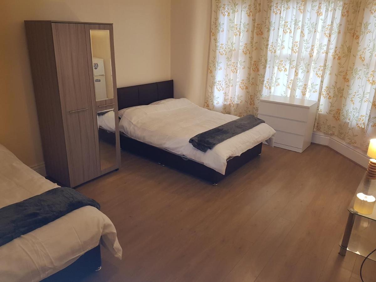 Alexandra House Ξενοδοχείο Μπίρκενχεντ Εξωτερικό φωτογραφία